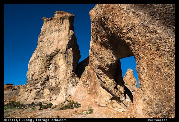 Natural arch and pinnacles. Basin And Range National Monument, Nevada, USA (color)