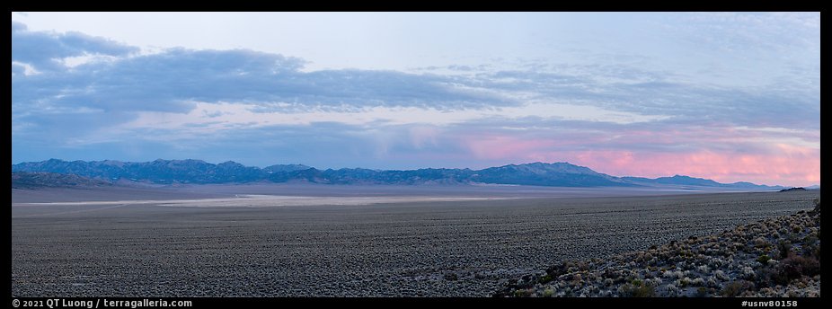 Garden Valley and Grant Range, sunrise. Basin And Range National Monument, Nevada, USA
