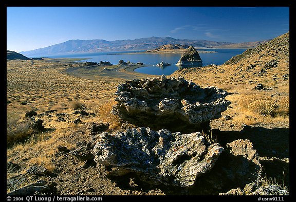Tufa formations. Pyramid Lake, Nevada, USA