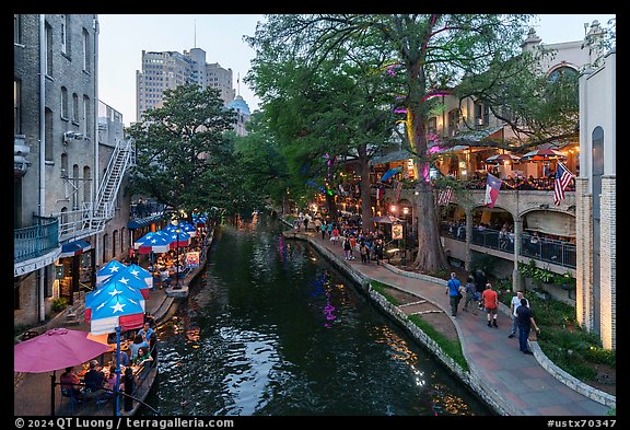 Riverwalk, early evening. San Antonio, Texas, USA (color)