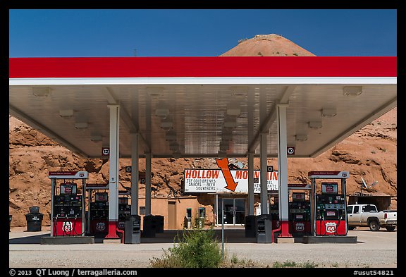 Hollow Mountain gas station, Hanksville. Utah, USA (color)