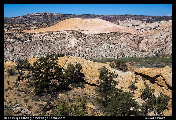 Cockscomb Fault and Yellow Rock. Grand Staircase Escalante National Monument, Utah, USA (color)