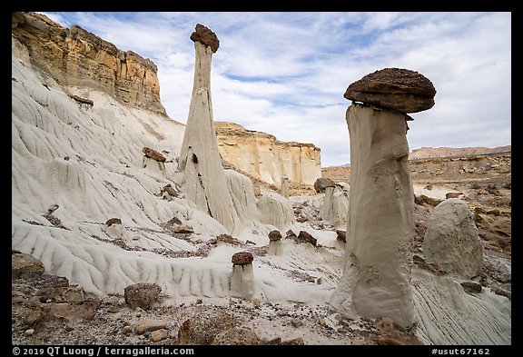 Wahweap Hoodoos and cliffs. Grand Staircase Escalante National Monument, Utah, USA (color)