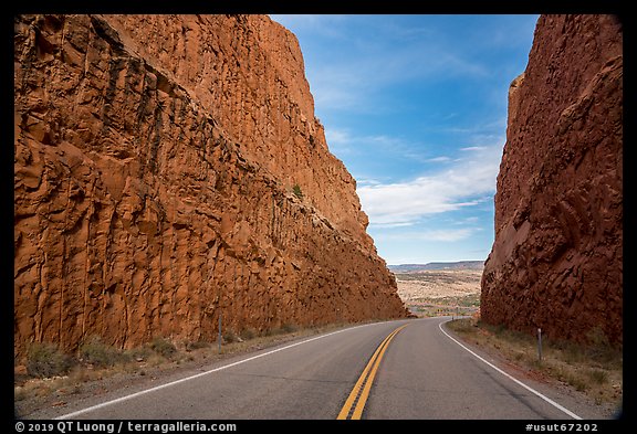 Road cut through Comb Ridge anticline. Bears Ears National Monument, Utah, USA