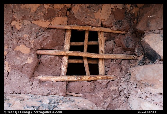 Window of Jailhouse Ruins. Bears Ears National Monument, Utah, USA