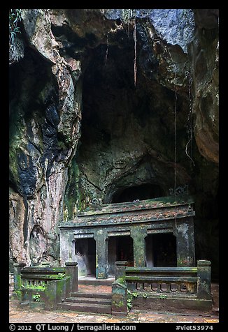 Shrine in Buddhist grotto, Thuy Son. Da Nang, Vietnam