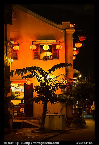 Townhouse with lanterns. Hoi An, Vietnam
