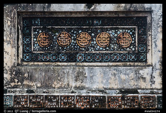 Row of Longevity chinese characters, Tu Duc Tomb. Hue, Vietnam