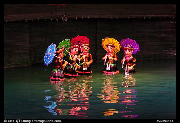water puppetry hanoi
