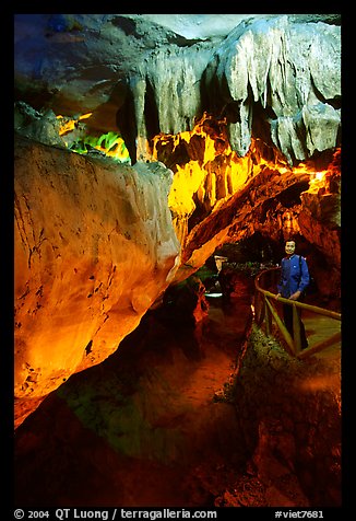 Visitor in Nhi Thanh Cave. Lang Son, Northest Vietnam